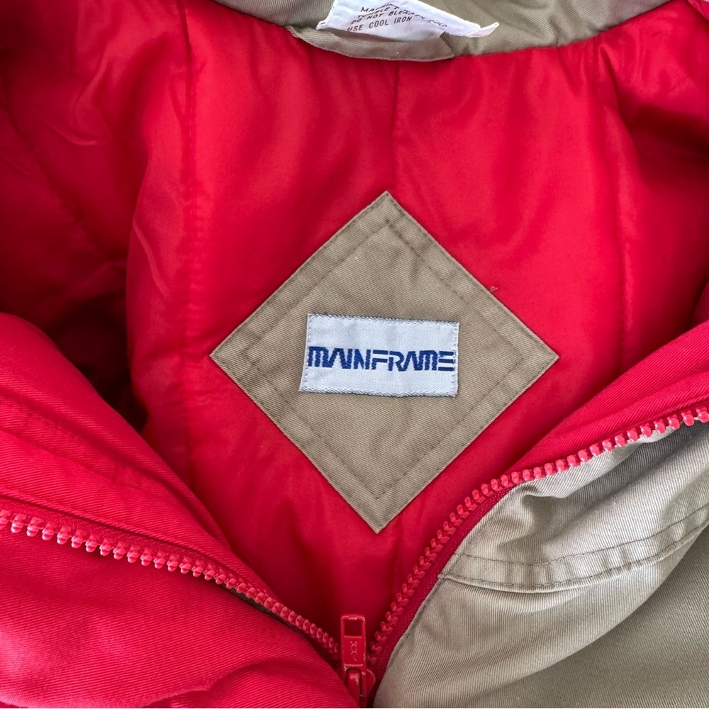 Mainframe Vintage 80s Puffer Skit Coat Tan and Red Womens Size S - Picture 4 of 15
